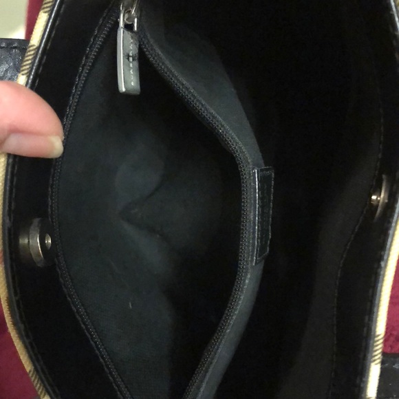 AUTHENTIC Burberry Tote - Picture 8 of 13